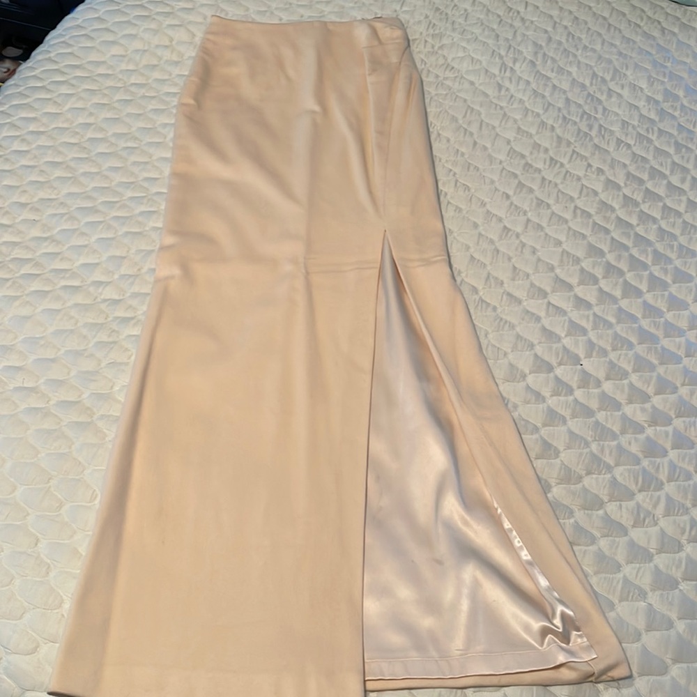 Guy Laroche Paris cream cashmere skirt sz 4 - Picture 1 of 5